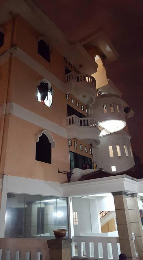Omar'S Place 2 Daire Kuala Lumpur Dış mekan fotoğraf